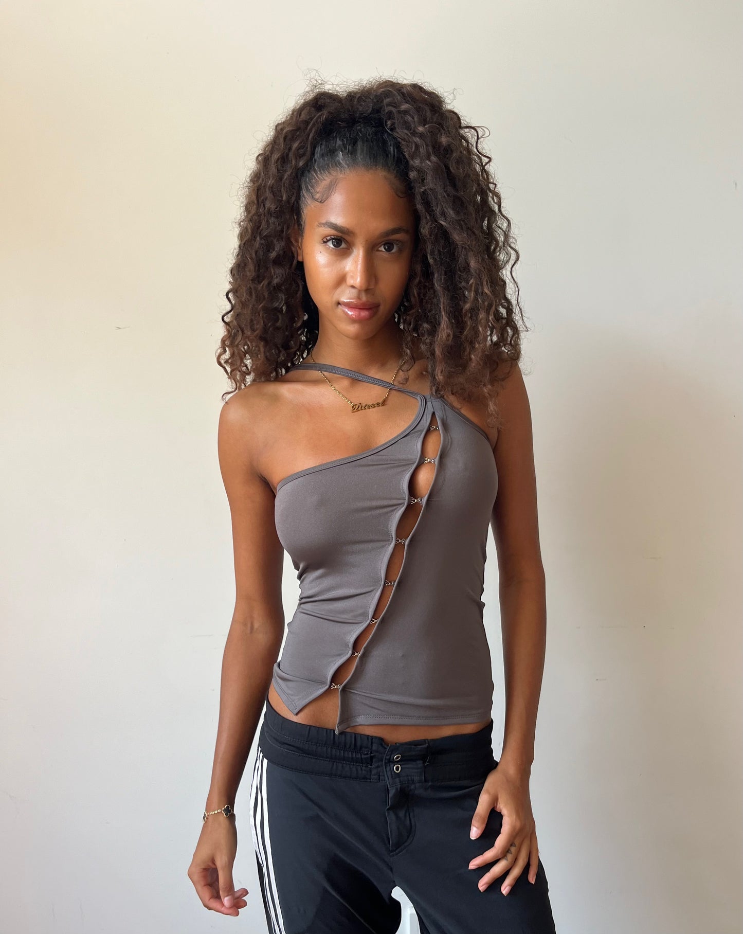 GREY HOOK AND EYE DOUBLE STRAP