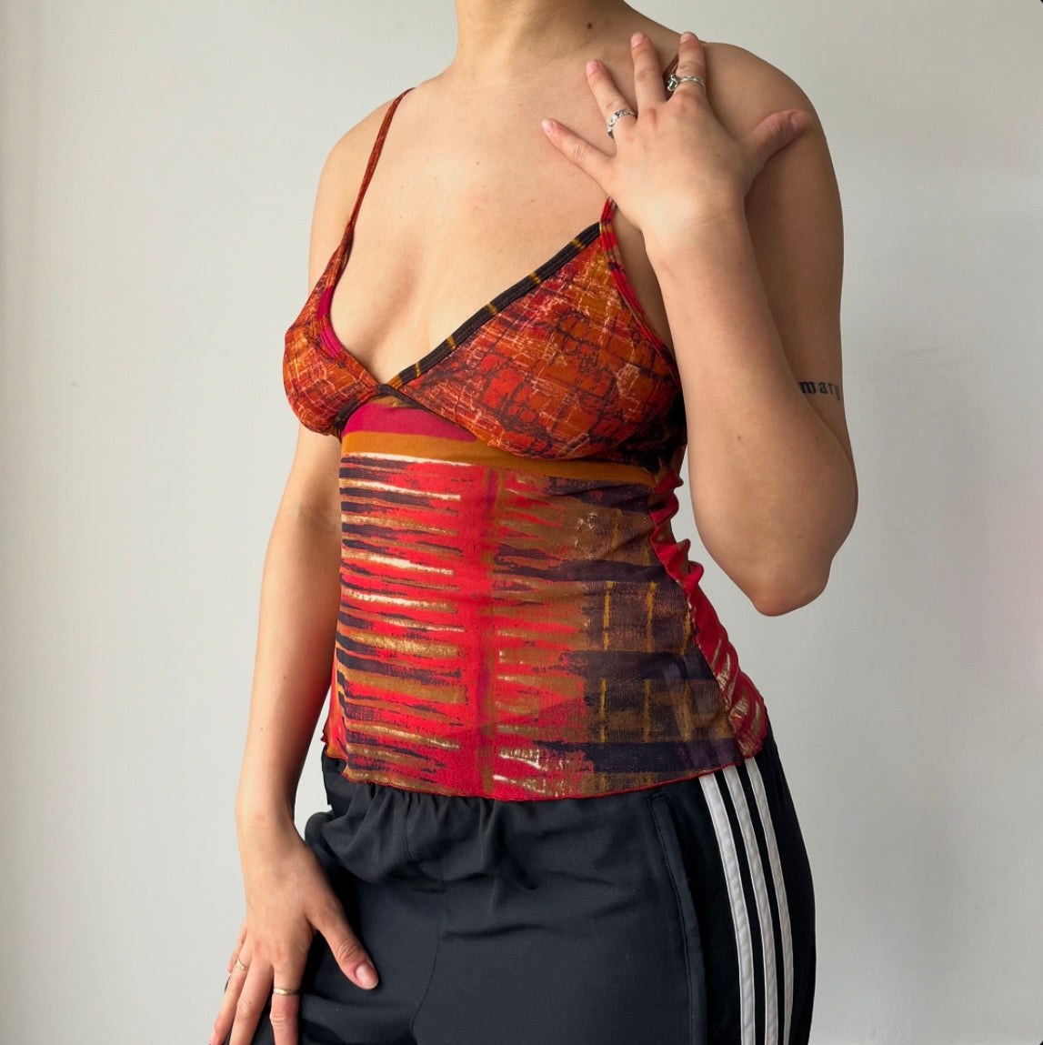 GRAPHIC CAMI
