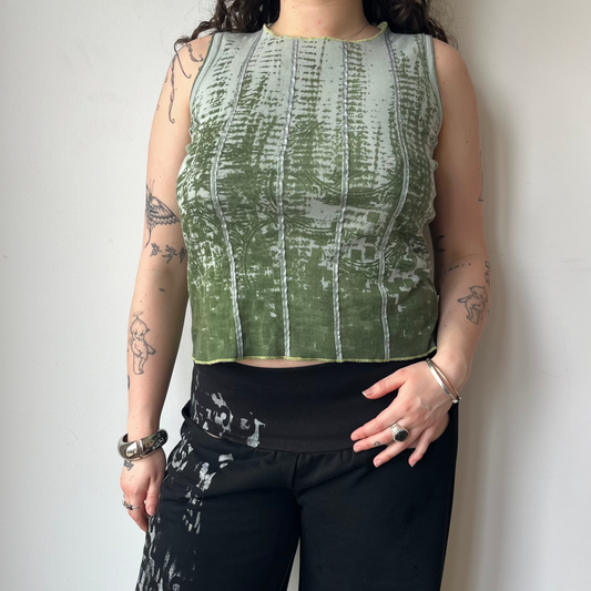 GREEN GRAPHIC TANK