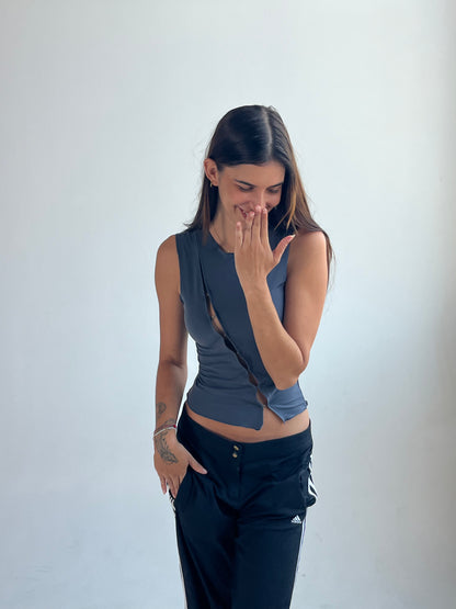 SLATE BLUE HOOK AND EYE TANK