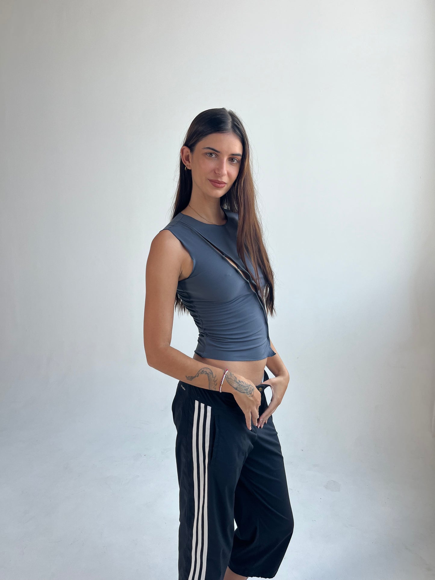 SLATE BLUE HOOK AND EYE TANK